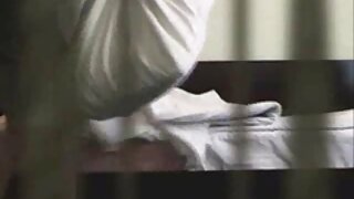 کیمرے کے سامنے شاندا ...