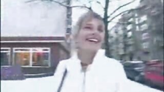 پیلی جلد کے ساتھ سنہ ...